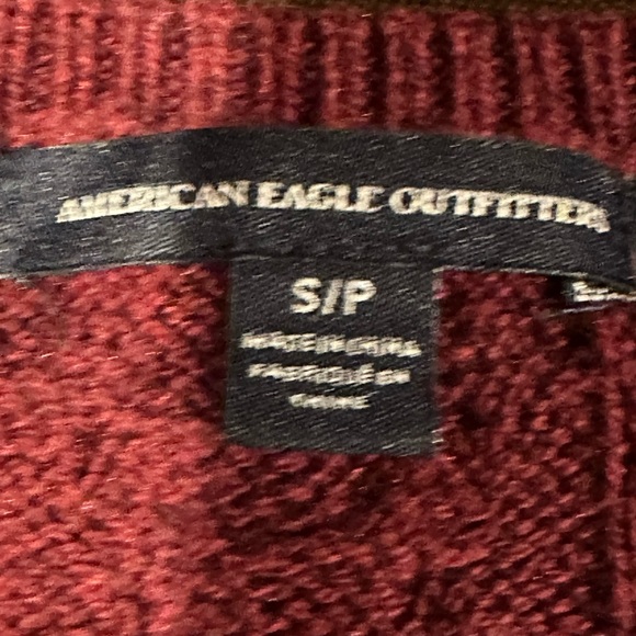 American Eagles Outfitters Red knitted Long Sheer Sleeves Sweater SZ S Good Cond - Picture 9 of 13